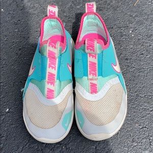 Girls sneakers
